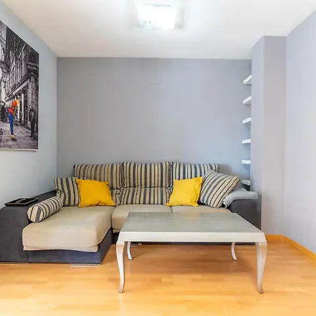 Apartment Atp La Goleta A 5 Minutos De La Playa, Frente A Recinto Ferial, Piscina Y Parking Privado Gratis! *