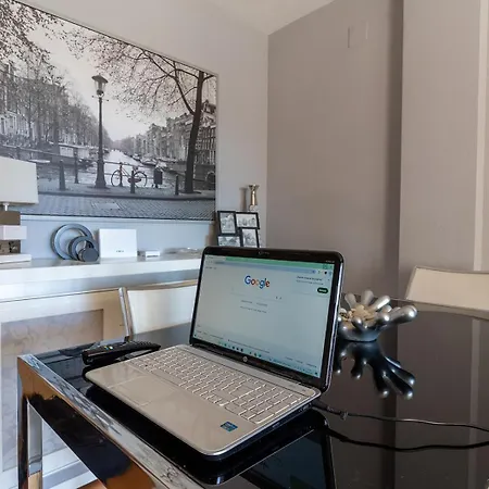 Apartment Atp La Goleta A 5 Minutos De La Playa, Frente A Recinto Ferial, Piscina Y Parking Privado Gratis! *