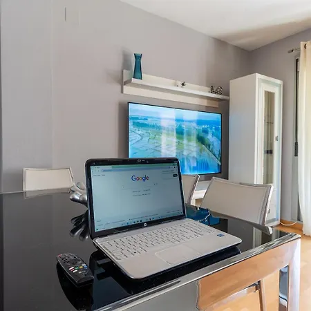 Atp La Goleta A 5 Minutos De La Playa, Frente A Recinto Ferial, Piscina Y Parking Privado Gratis! Apartment *