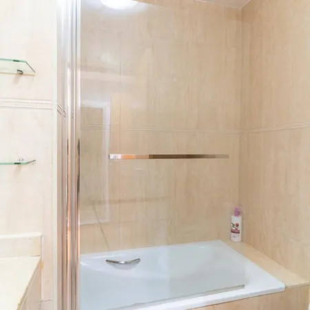 Apartment Atp La Goleta A 5 Minutos De La Playa, Frente A Recinto Ferial, Piscina Y Parking Privado Gratis! *